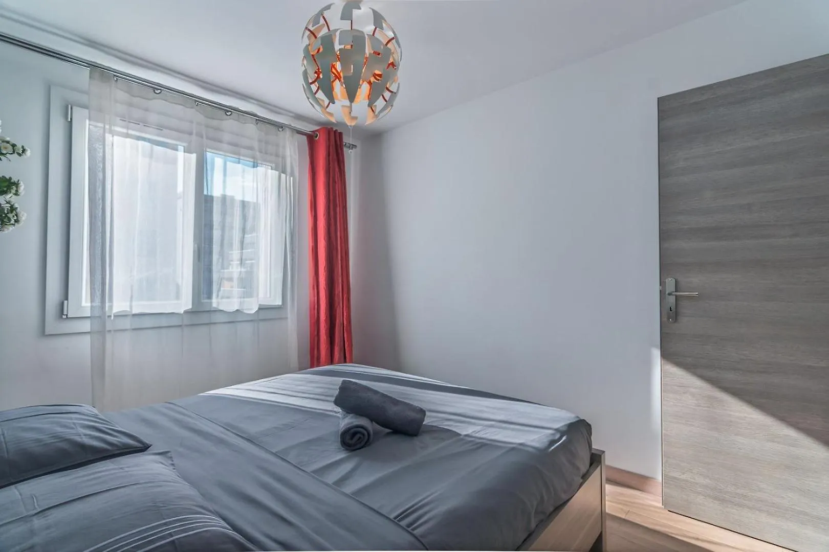 Beautiful 3 Room Apartment - Parking -Centre -Tram Nizza Frankreich